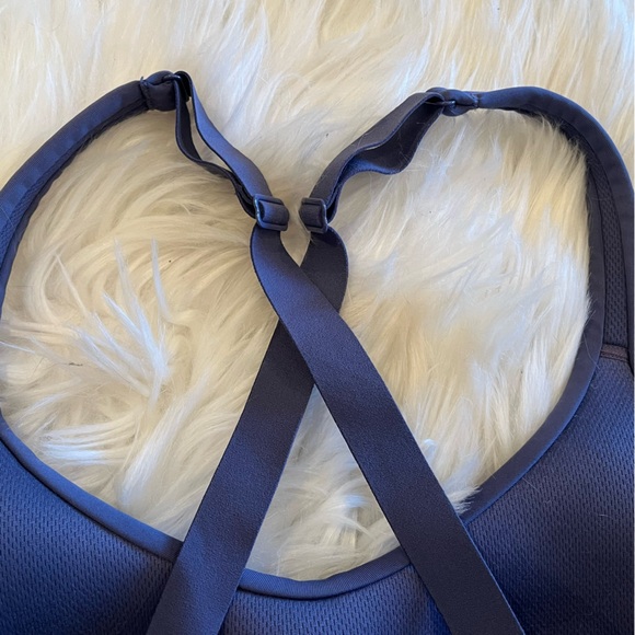 NWOT VICTORIA SECRET SPORT BLUE ACTIVE SPORTS BRA SIZE S - Picture 6 of 10